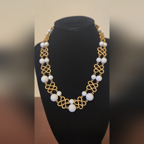 Fashion Jewerly - Picture 3 of 4